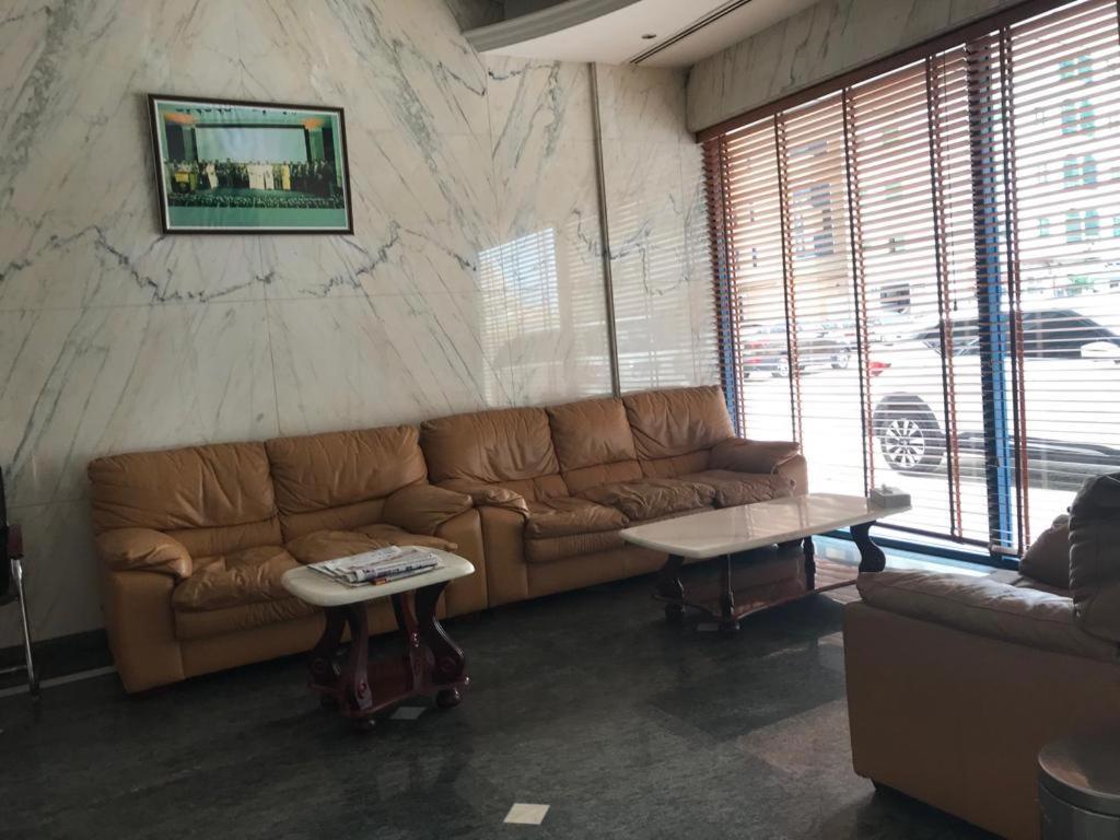 Al Majarah Residence Şarja Dış mekan fotoğraf